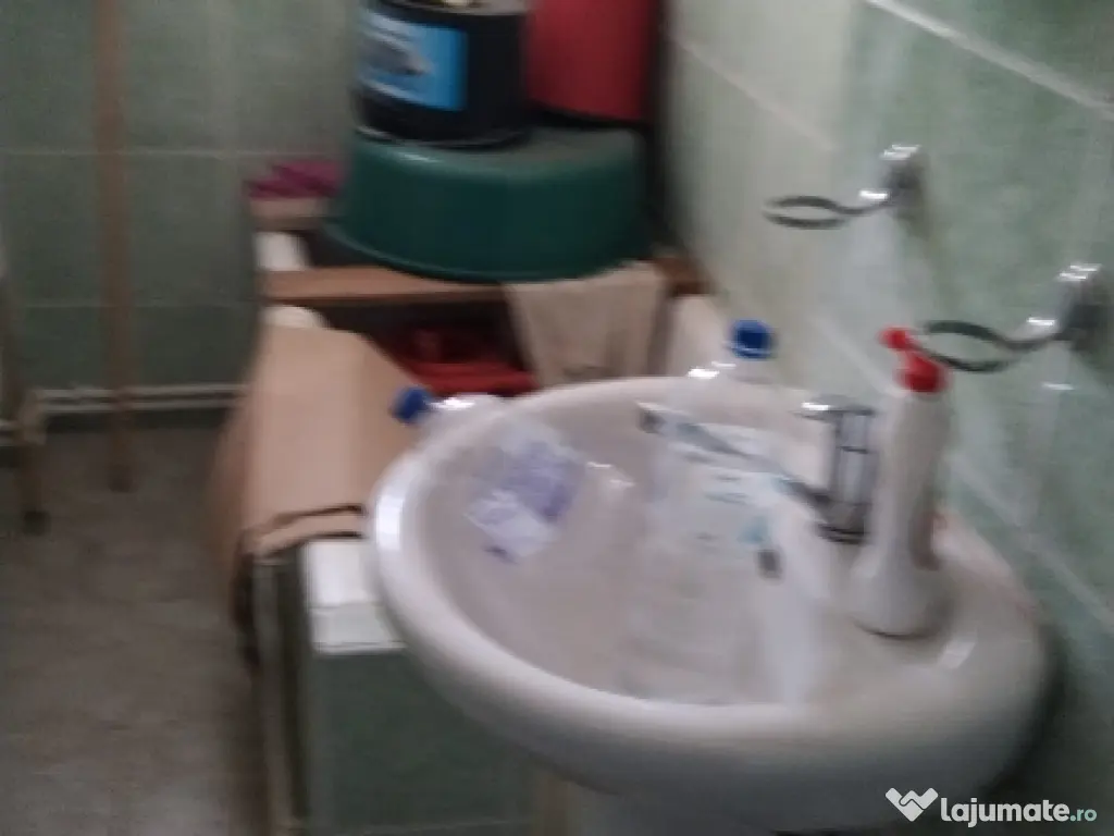 Vand apartament cu o camera, 29mp, Galaţi, str. Henri Coanda 