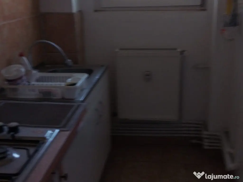 Vand apartament cu o camera, 29mp, Galaţi, str. Henri Coanda 