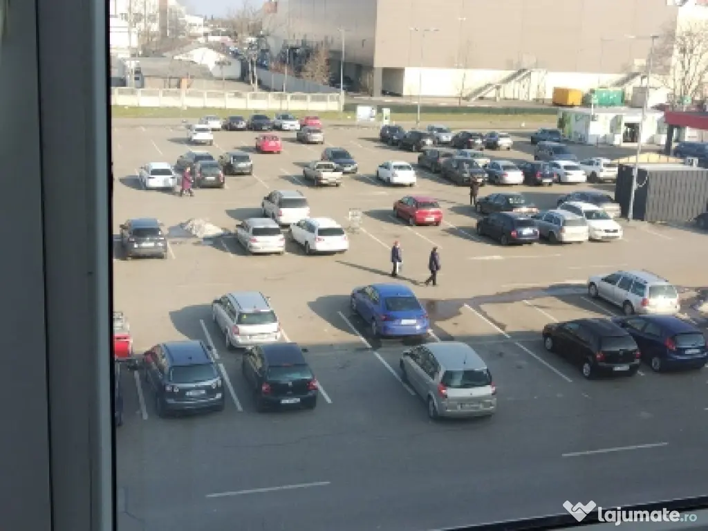 Vand apartament cu o camera, 29mp, Galaţi, str. Henri Coanda 