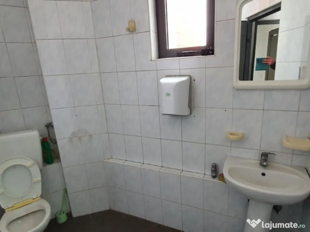 ULTRACENTRAL - cladire birouri, D+P+3E la 9 euro/mp/luna 