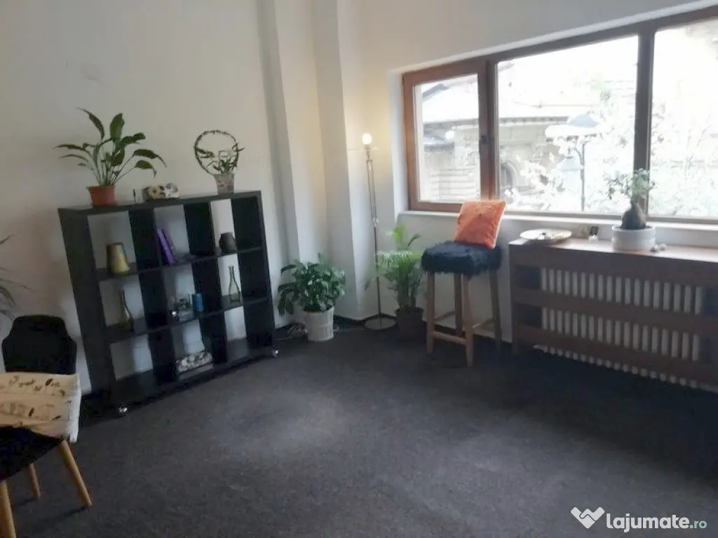 Zona Universitate - Batistei vila 5 camere