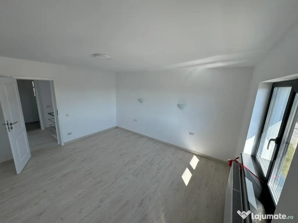 PAULESTI - vila 2024 , P+1E, Sc-174m , t=420mp - 220000 eur 