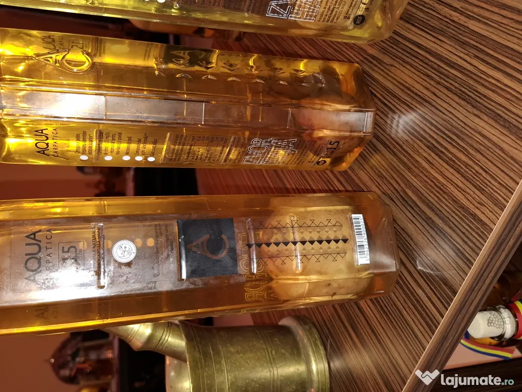 Palinca de gutui.palinca de pere 