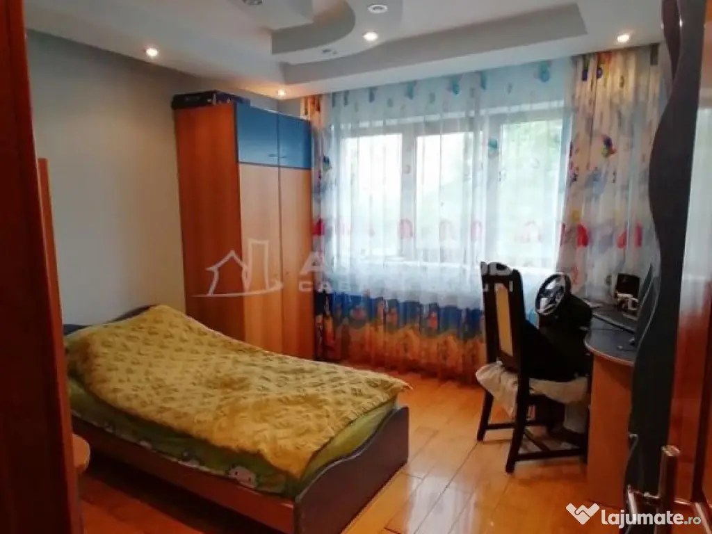 Casa- Vila - Prelungirea Ghencea-Bucuresti- 450000E- 660MP T
