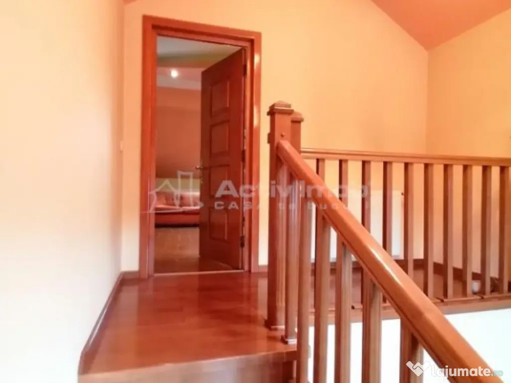 Casa- Vila - Prelungirea Ghencea-Bucuresti- 450000E- 660MP T