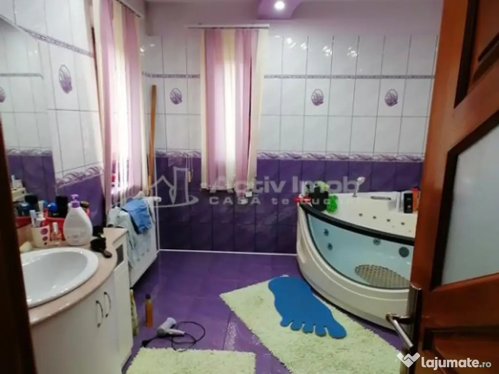 Casa- Vila - Prelungirea Ghencea-Bucuresti- 450000E- 660MP T