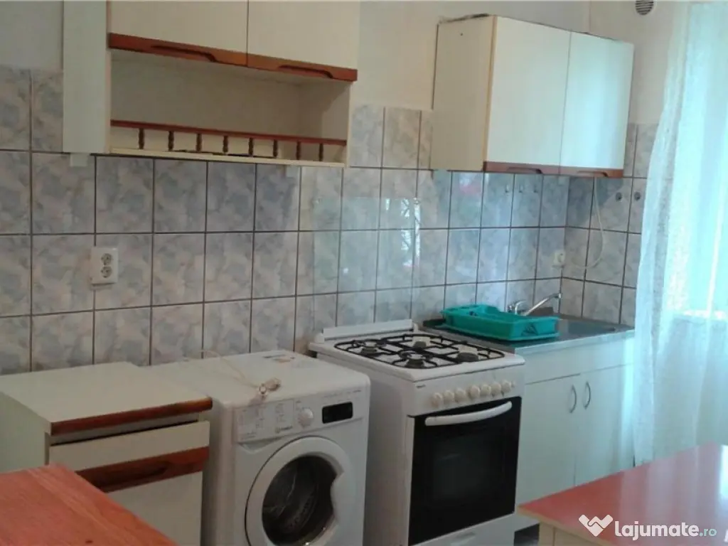 Garsoniera in zona Umt