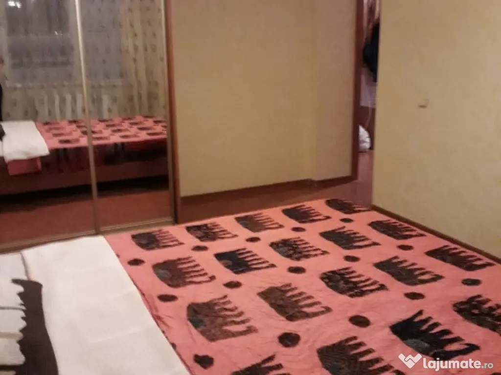 3 camere zona Lipovei