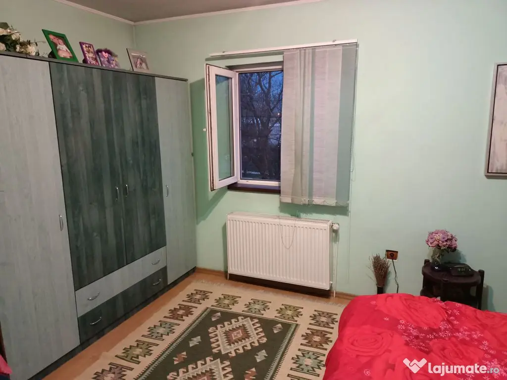 Vila moderna 7 camere pretabil cazare muncitori 