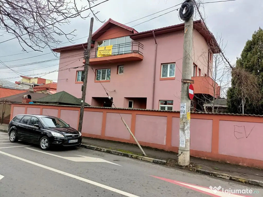 Vila moderna 7 camere pretabil cazare muncitori 