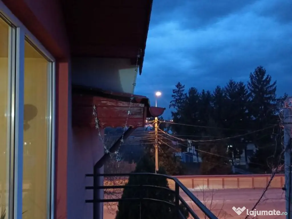 Vila moderna 7 camere pretabil cazare muncitori 