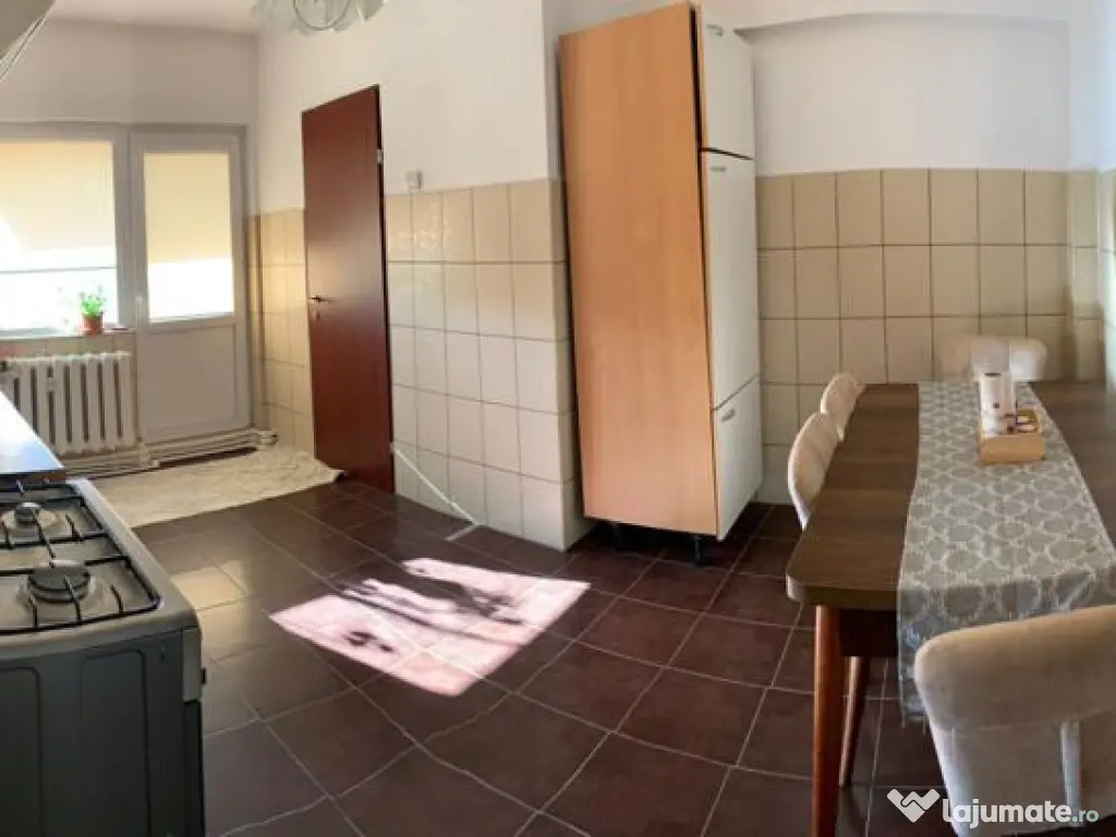 Apartament 5 camere cu scara interioara in Deva, 151 mp