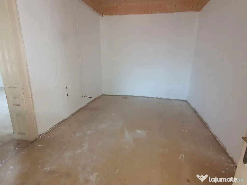 Teren cu casa veche in Zadareni - ID : RH-37250-property