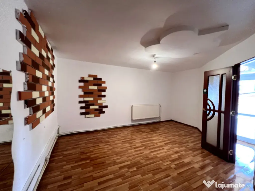 Zona Mihai Bravu - Calea Vitan vila 7 camere 