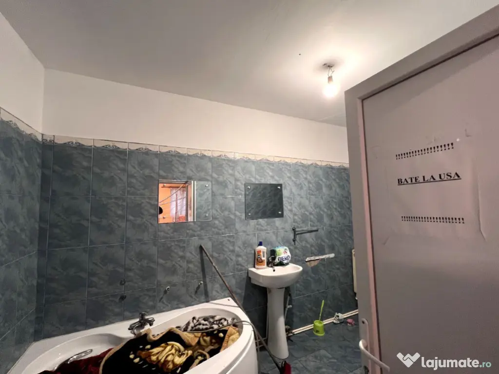 Zona Mihai Bravu - Calea Vitan vila 7 camere 