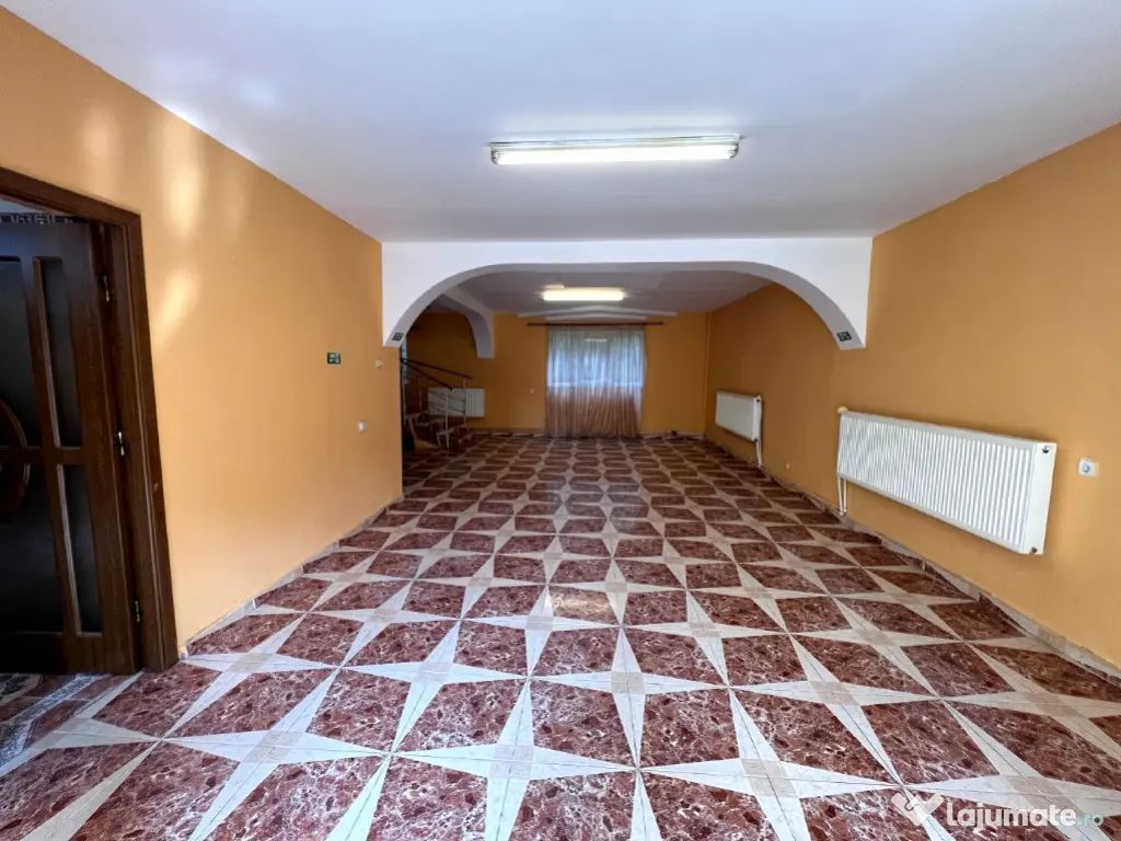 Zona Mihai Bravu - Calea Vitan vila 7 camere 