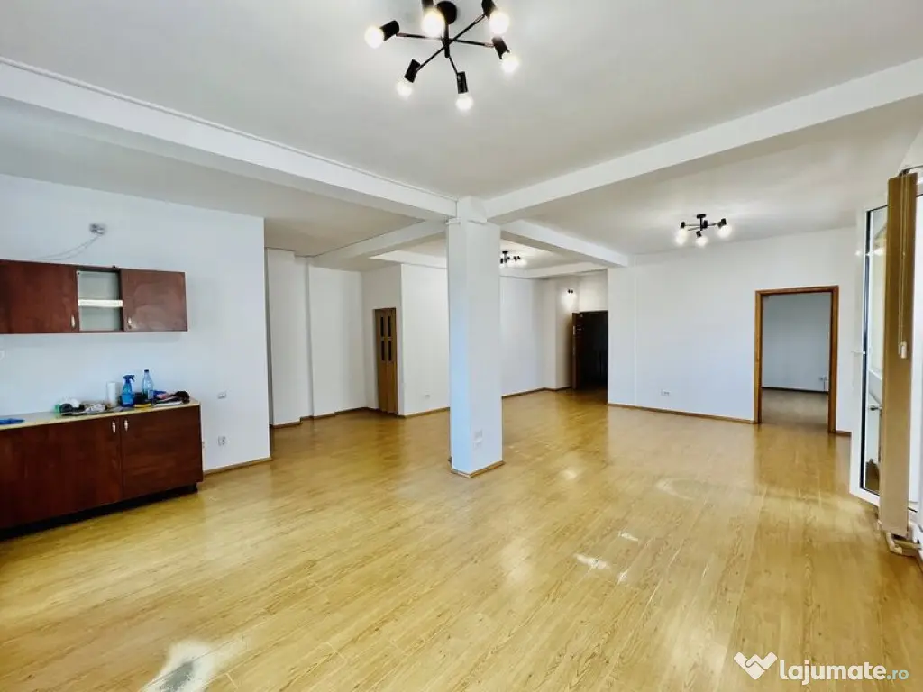 Vatra Luminoasa spatiu birouri in vila 