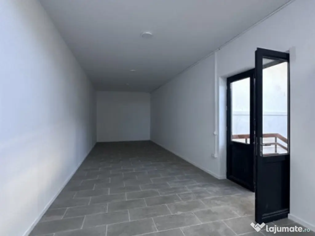 Hala 1800 mp renovată - Zona Industriala