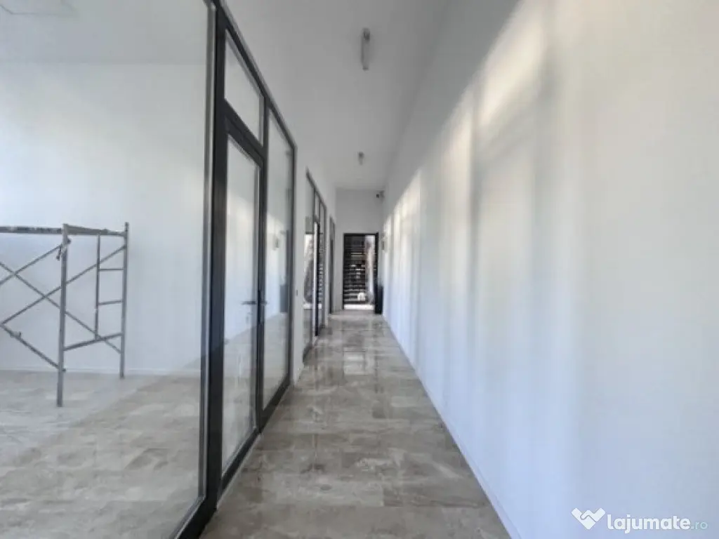 Hala 1800 mp renovată - Zona Industriala