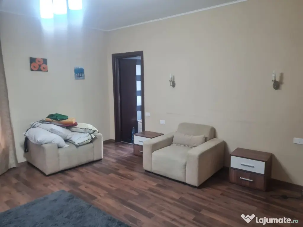 Vila 5 camere in comuna Berceni zona centrala