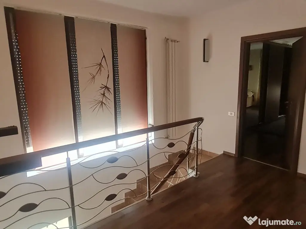 Vila 5 camere in comuna Berceni zona centrala