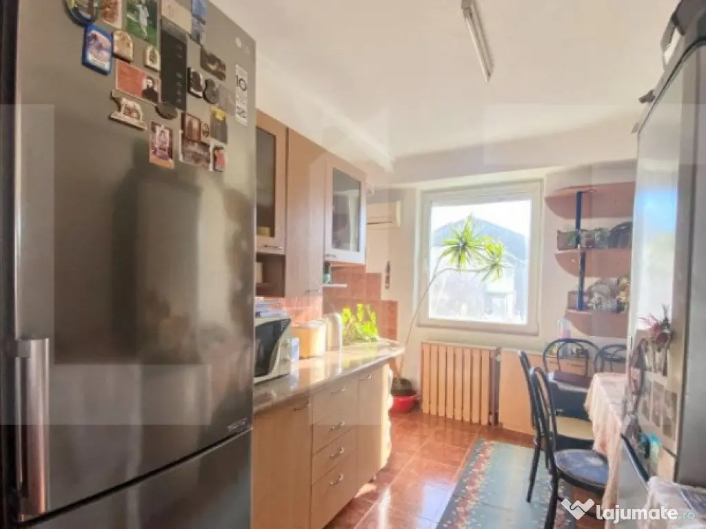 Apartament de 3 camere, tip D, luminos si spatios, in zona B 