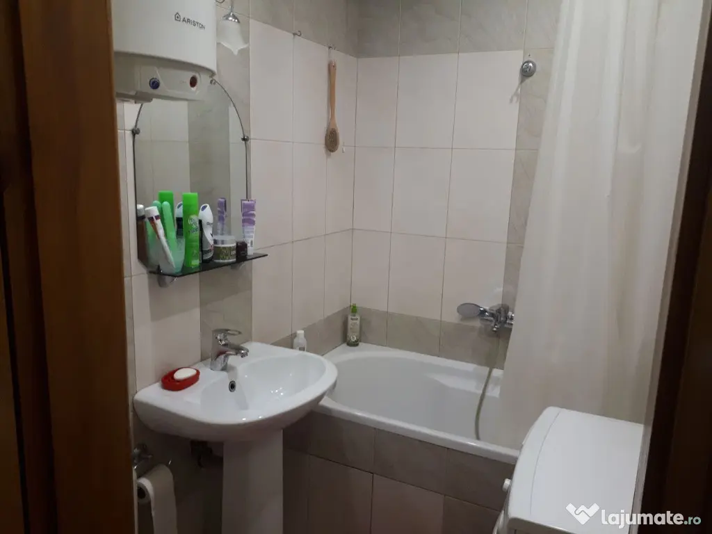 Inchiriez garsoniera in zona Marasti