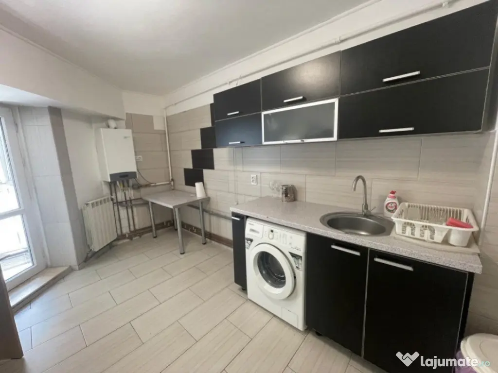 Apartament 3 camere+parcare, 81mp utili, zona Unirii 
