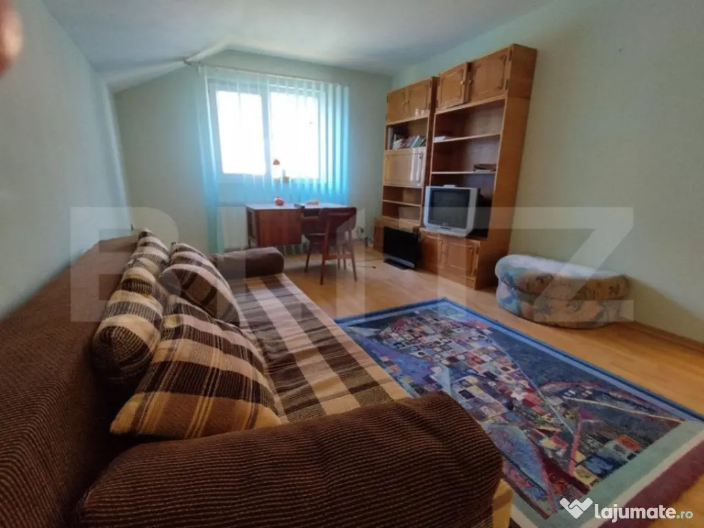 Casa individuala 4 camere plus casa de oaspeti, Drajna