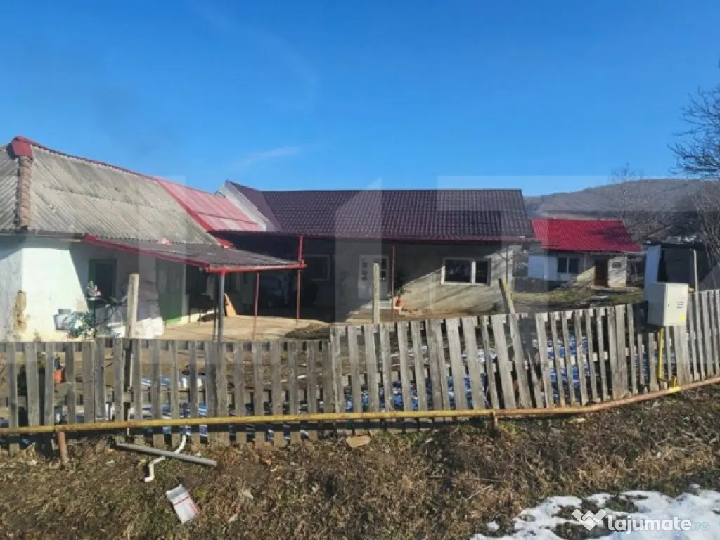 Casa In zona Rurala cu gaz/curent/apa