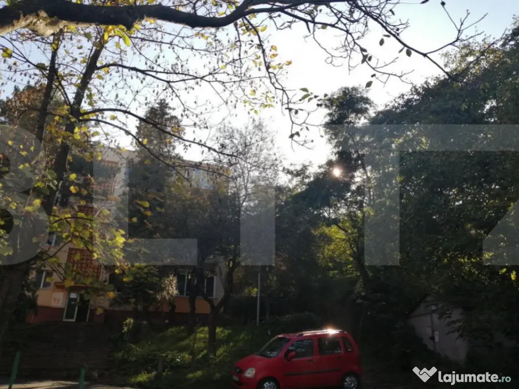 Teren in cartierul Gruia , 2042 mp cu Puz in lucru