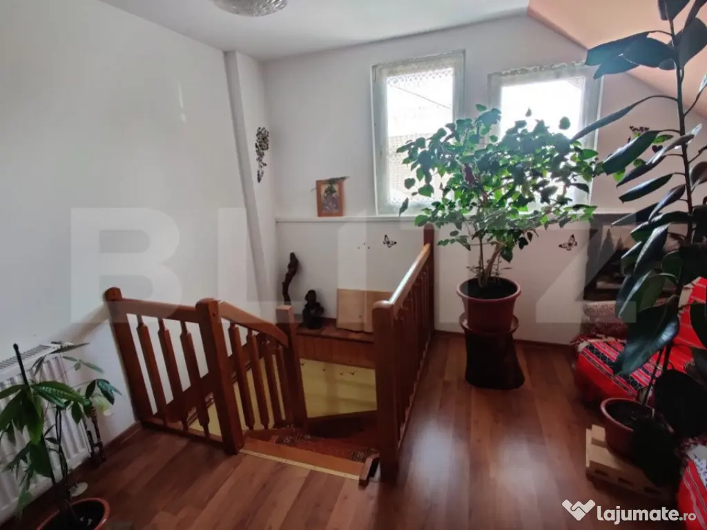 Apartament spatios in vila situat in Codlea