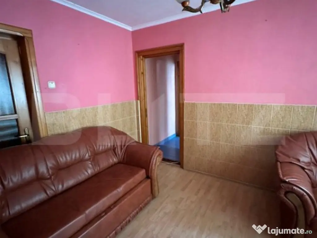 Apartament 4 camere, 70 mp, etaj 1, zona Hurmuzachi ,Radauti