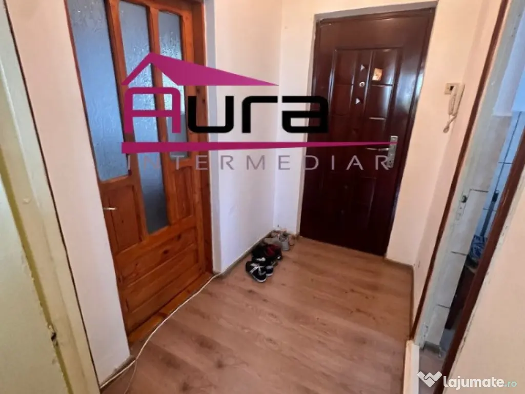 Apartament 4 camere zona Piata Noua 