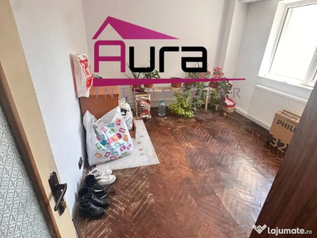 Apartament 4 camere zona Piata Noua 