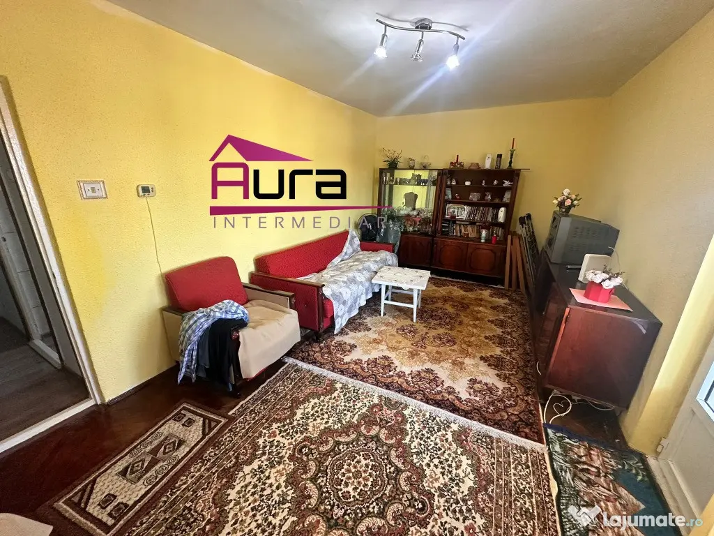 Apartament 4 camere zona Piata Noua 