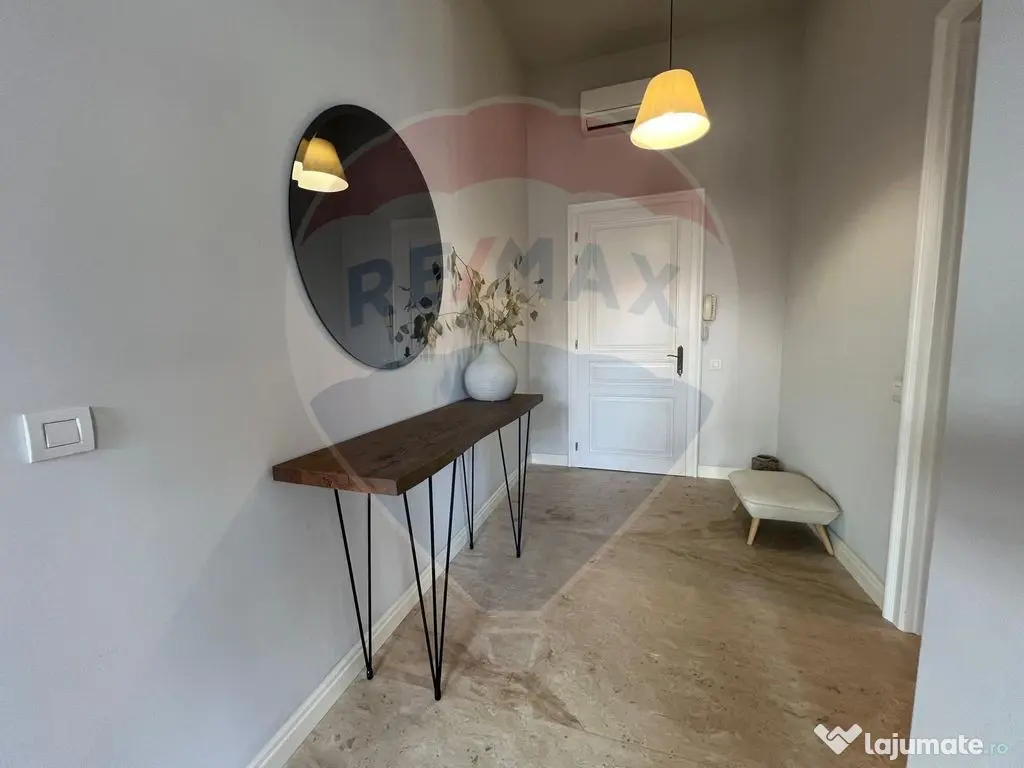 Apartament cu 2 camere de închiriat în zona Ultracentrală 