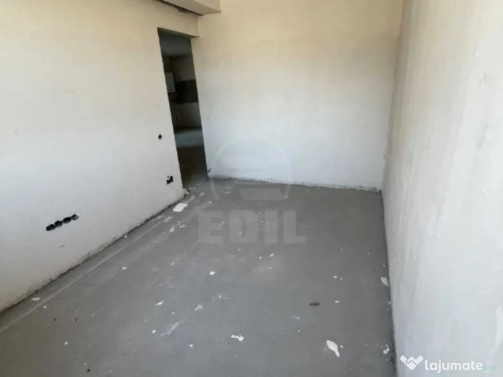 Apartament 3 camere, Zona Urusagului