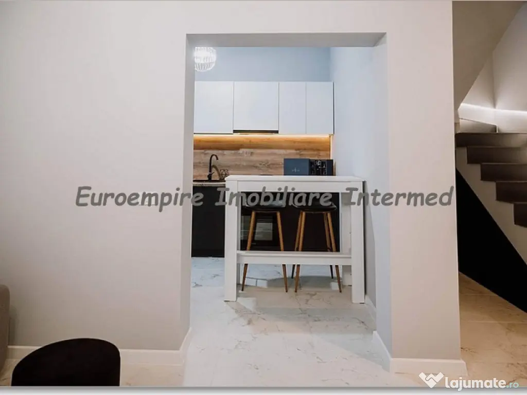 Vila 4 camere de inchiriat zona Mamaia Nord 