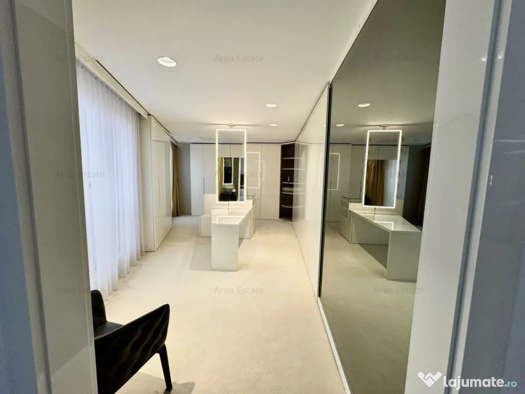 Descopera Luxul: Penthouse 414 mp în Cartierul Francez 