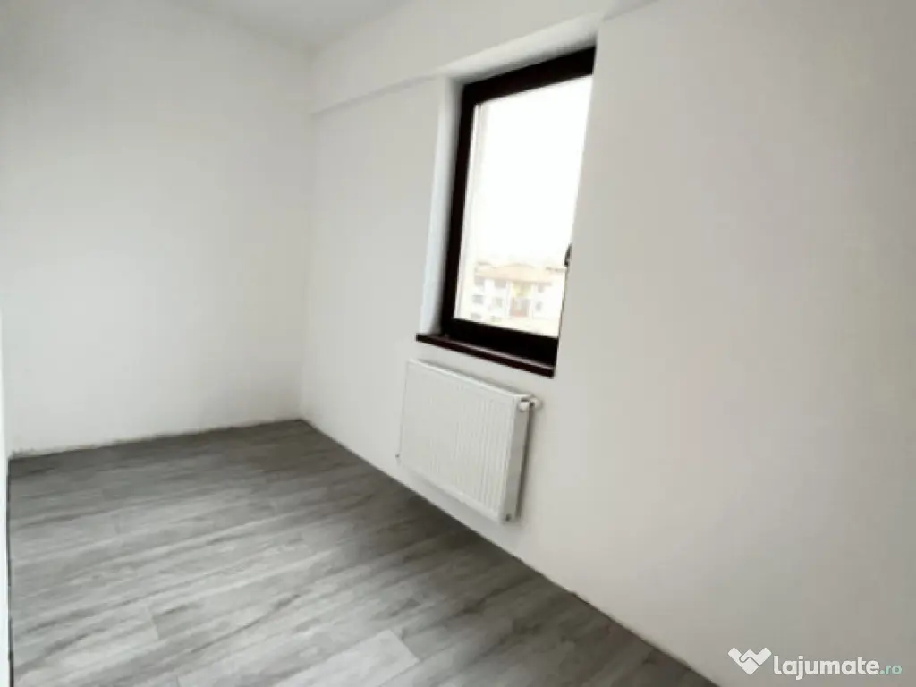 Apartament decomandat 3 camere -Compozitori 