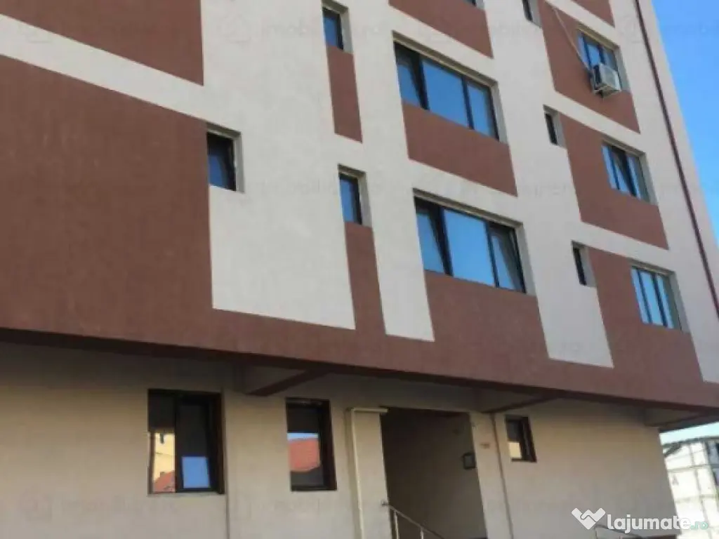 Apartament decomandat 3 camere -Compozitori 