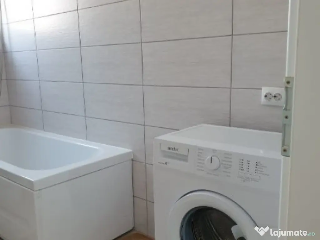 2 camere in Zona Piata Muncii 