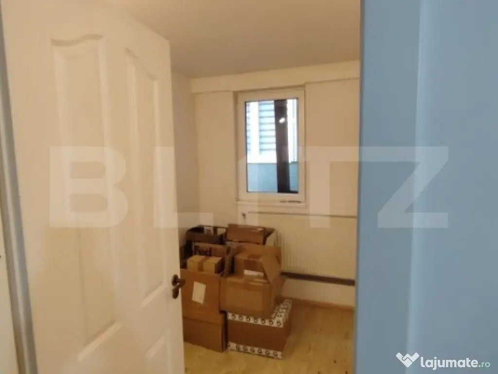 Casa deosebita cu 3 camere si spatiu comercial in Sangeorgiu