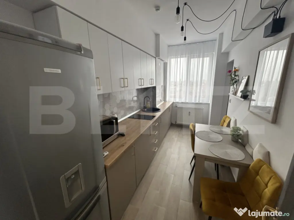 Apartament 2 Camere | View Superb | Etaj 10 | Mobilat și Fi