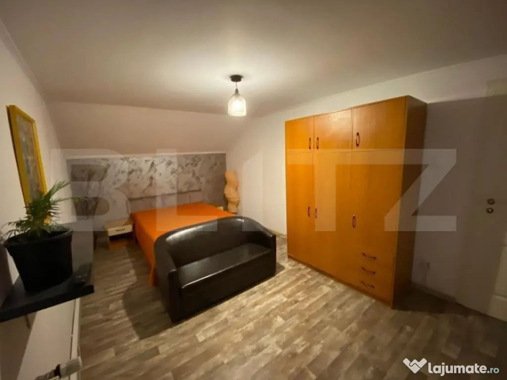 Apartament in vila, 3 camere, 90 mp, zona Calea Severinului