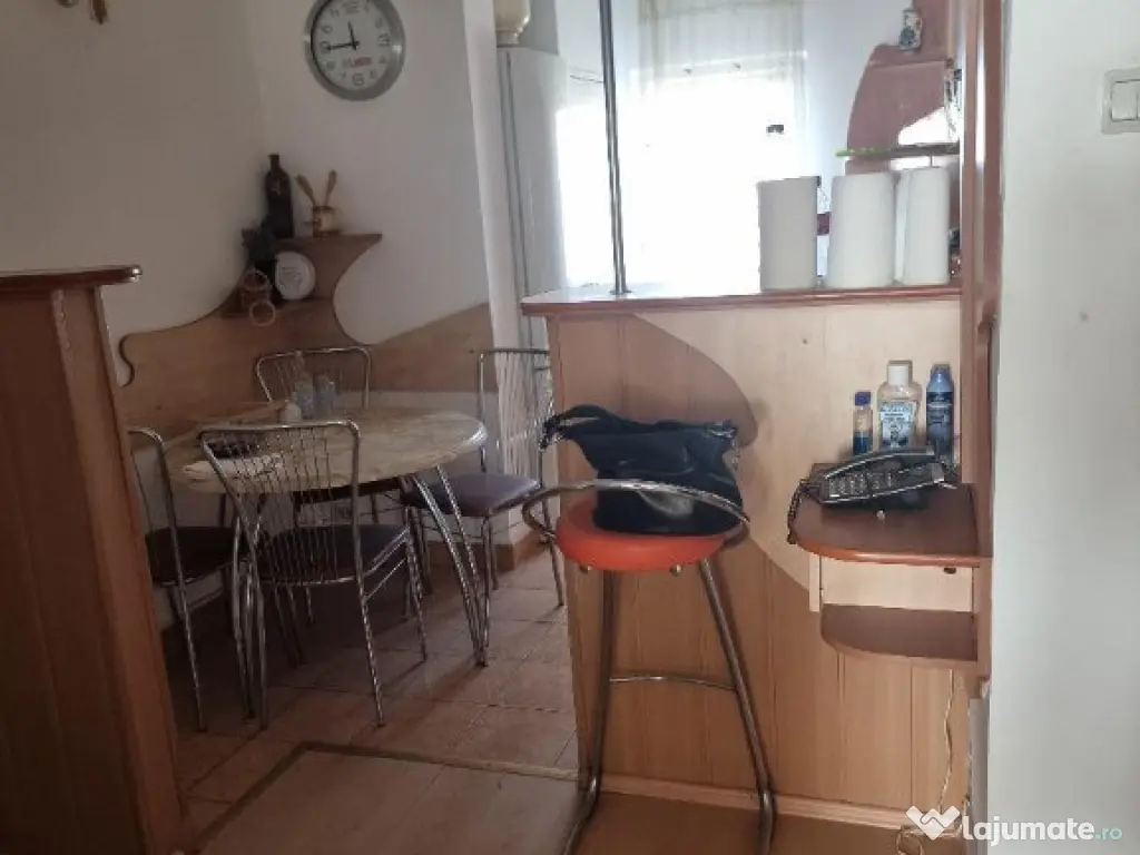 Ap 3 cam , tip PC , et 4 acoperis , Nufarul , mobilat , dotat