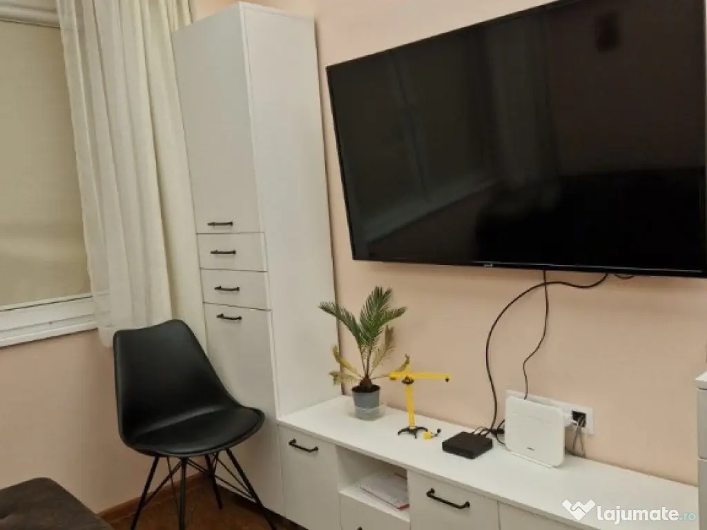 Apartament 3 camere Torontalului 