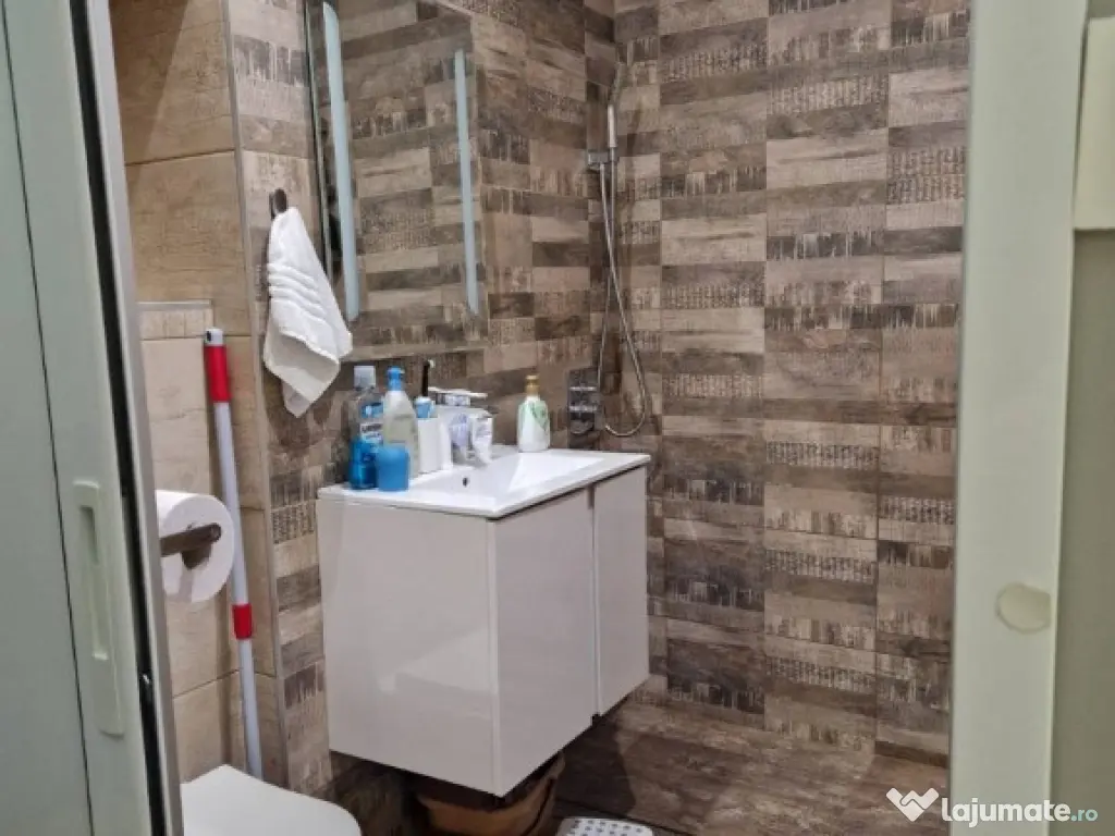 Apartament 3 camere Torontalului 