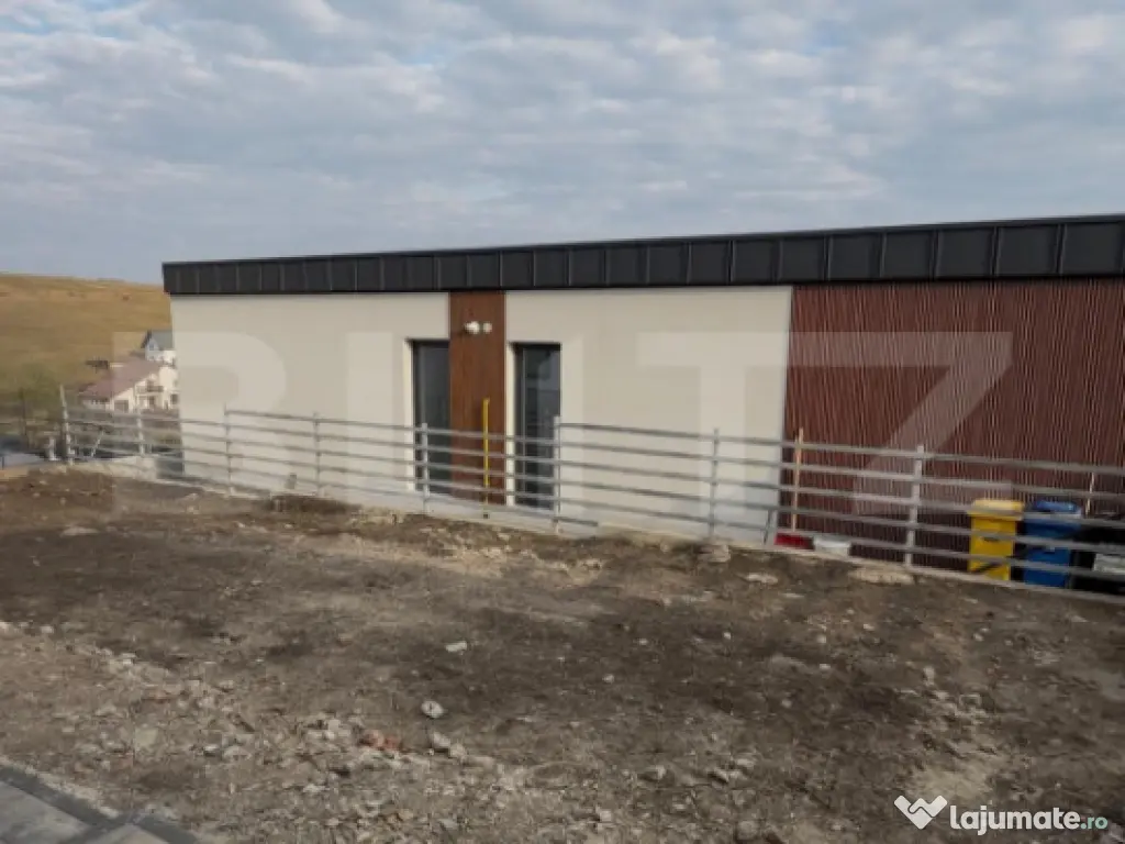 Case la preț de apartament, ,, posibilitate de rate, zona M